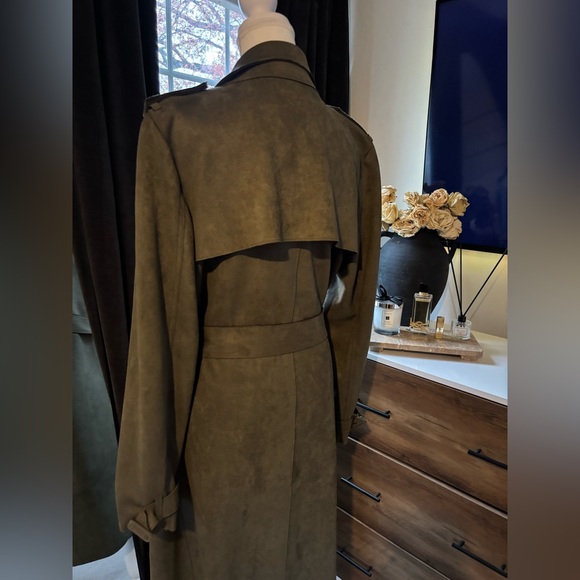 NWOT!! Philosophy Faux Suede Dark Green Women's Trench Coat - Picture 8 of 9